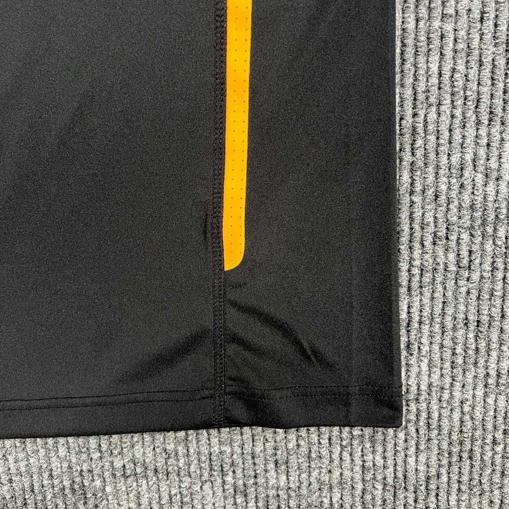 Pittsburg Steelers Polo Shirt Mens Medium Black Short Sleeve NFL Football - Picture 6 of 11